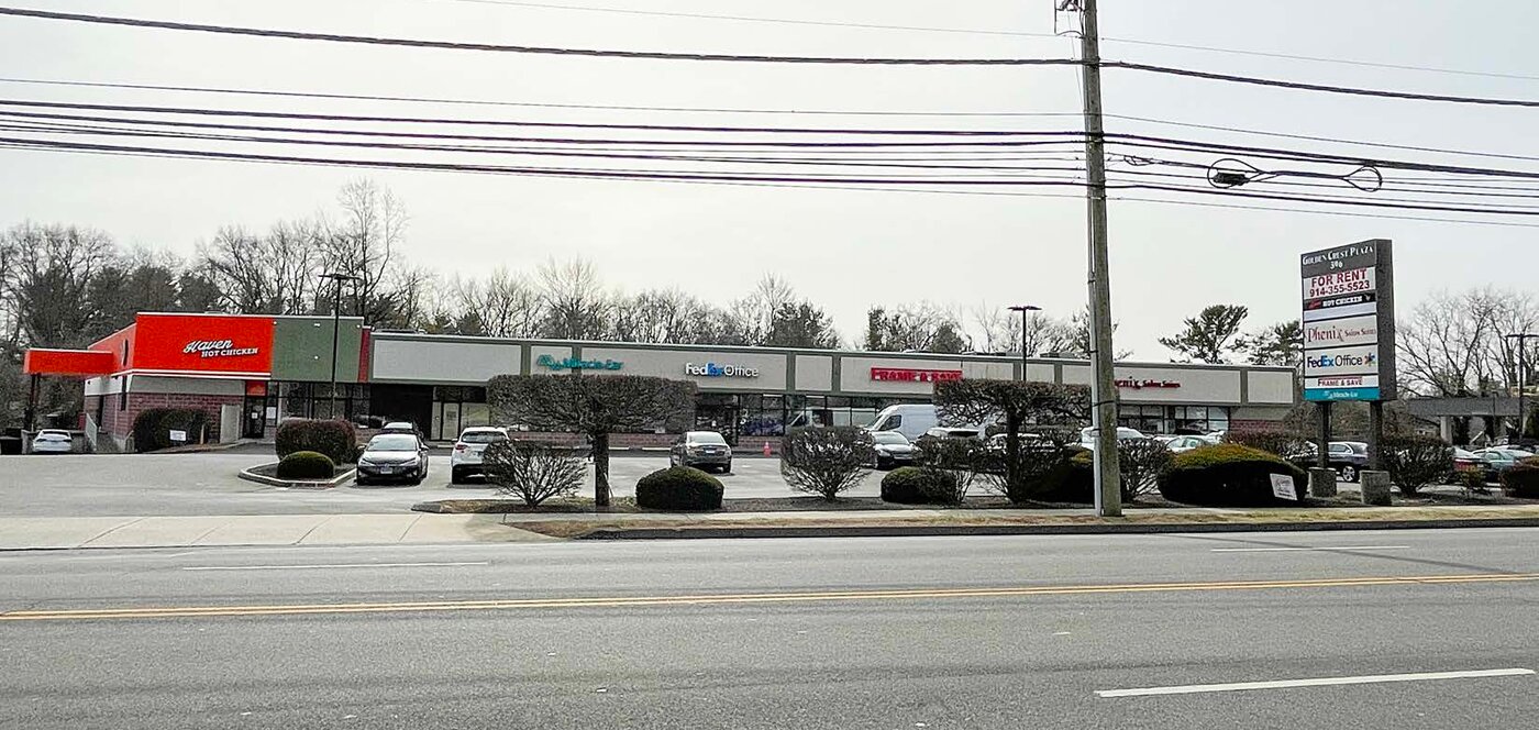 596 Westport Avenue storefront